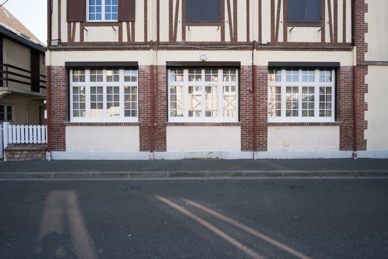 Elegant Appartement En Plein Coeur De Cabourg - Les Locations De Proust Exteriör bild